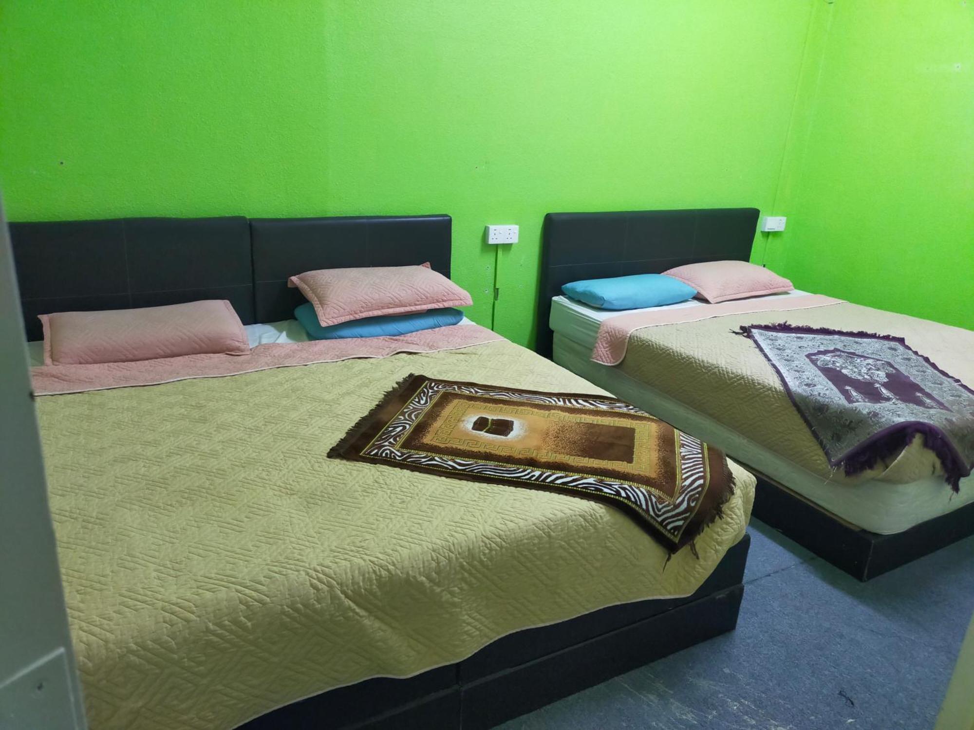 Netasha Holiday Inn Танах-Рата Екстер'єр фото