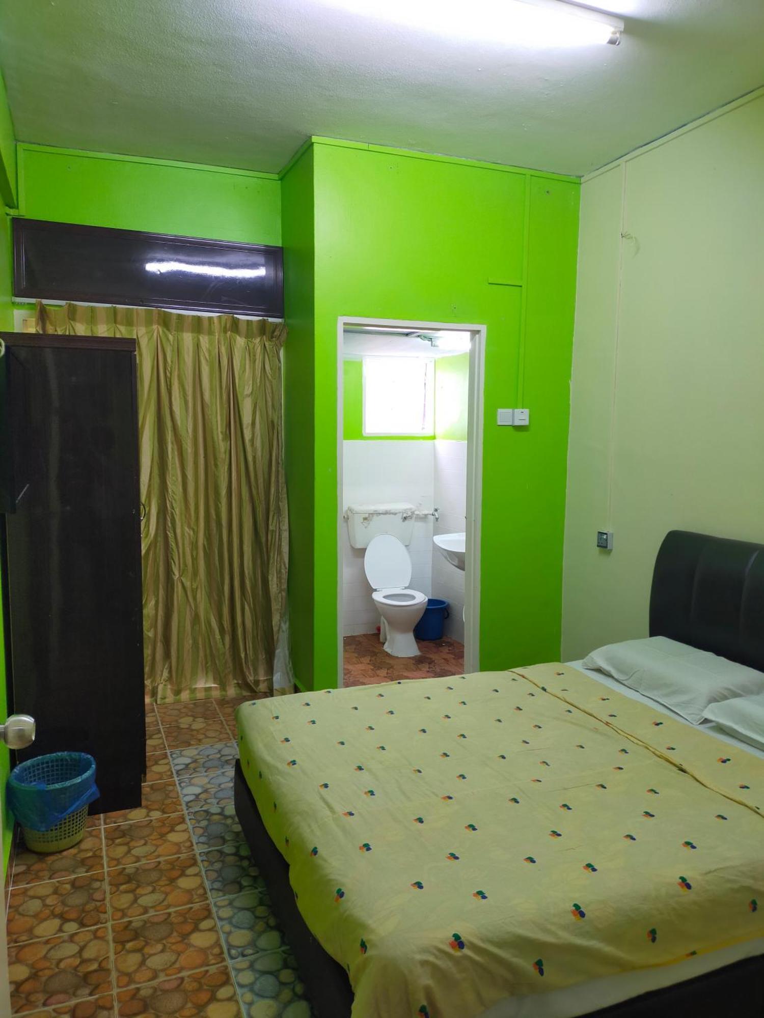 Netasha Holiday Inn Танах-Рата Екстер'єр фото