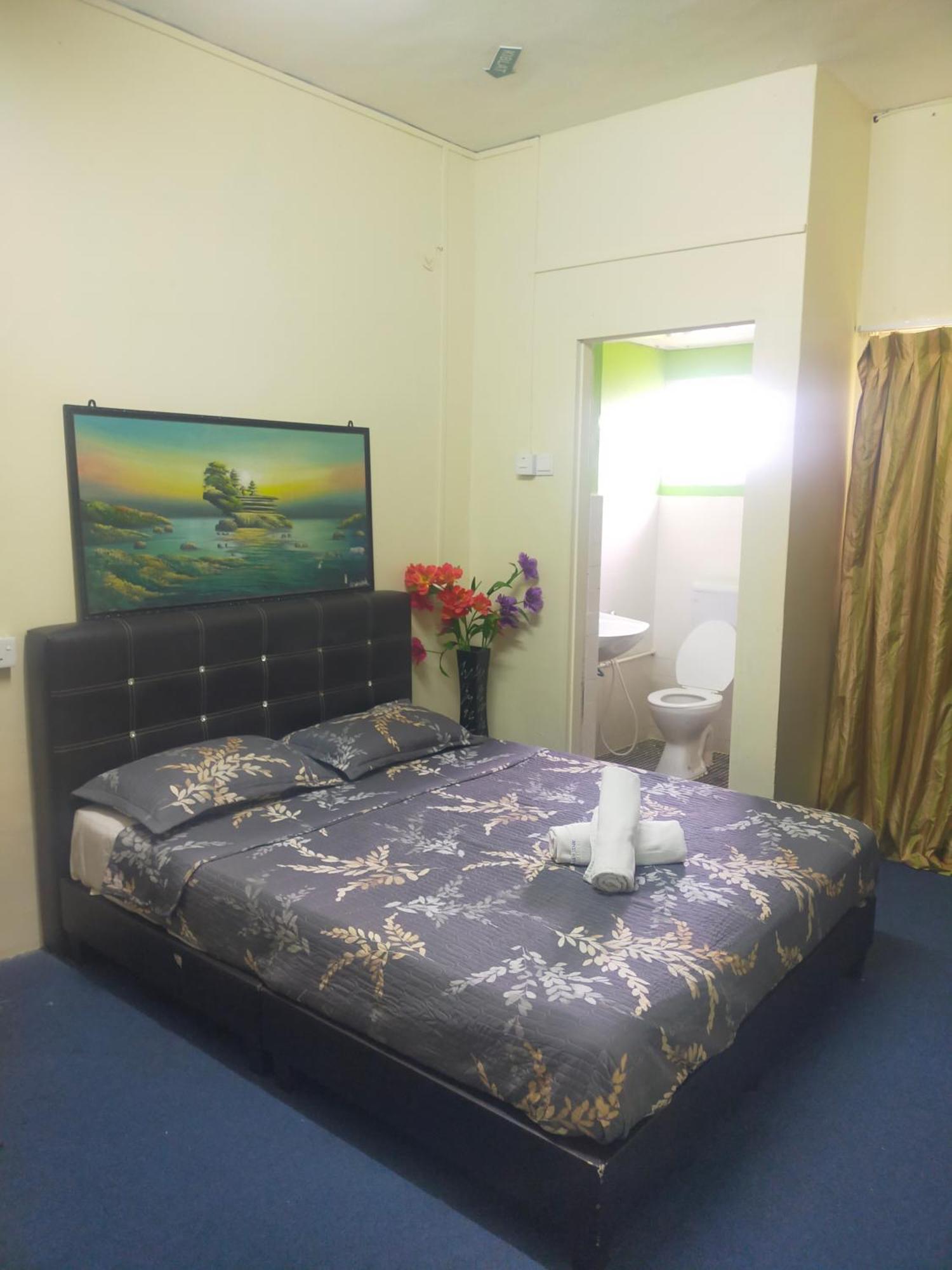Netasha Holiday Inn Танах-Рата Екстер'єр фото