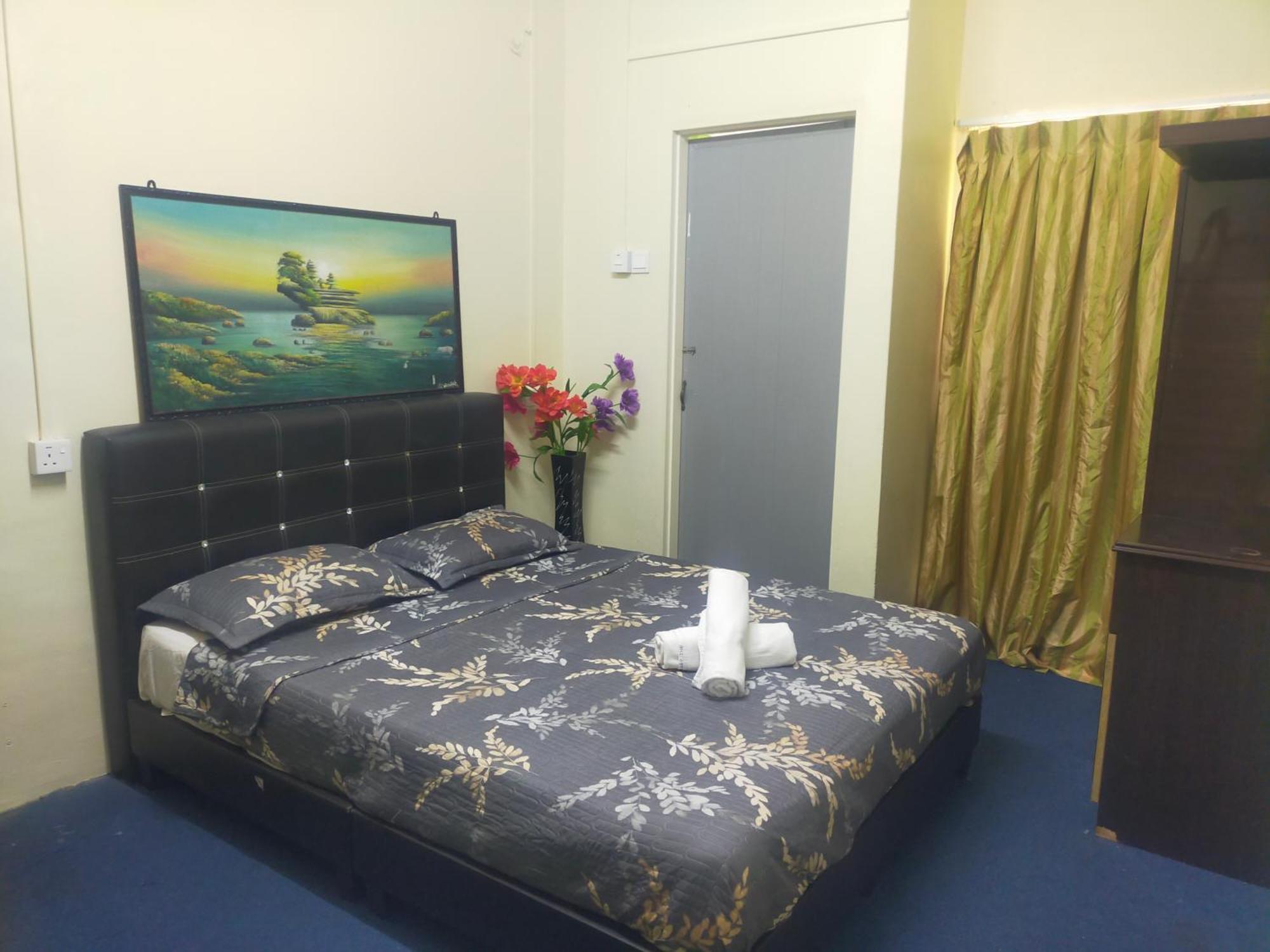 Netasha Holiday Inn Танах-Рата Екстер'єр фото